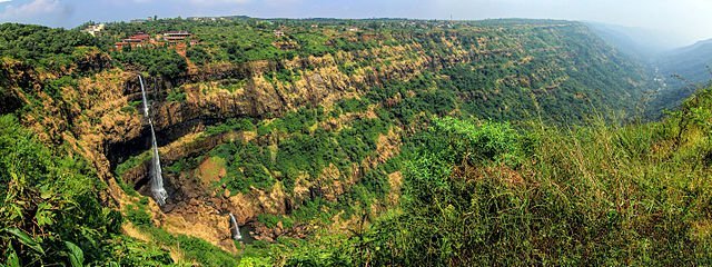 Lingmala Waterfall