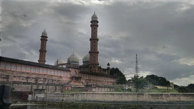 Taj-ul-Masajid, Bhopal: A Majestic Mosque 1 Taj-ul-Masajid