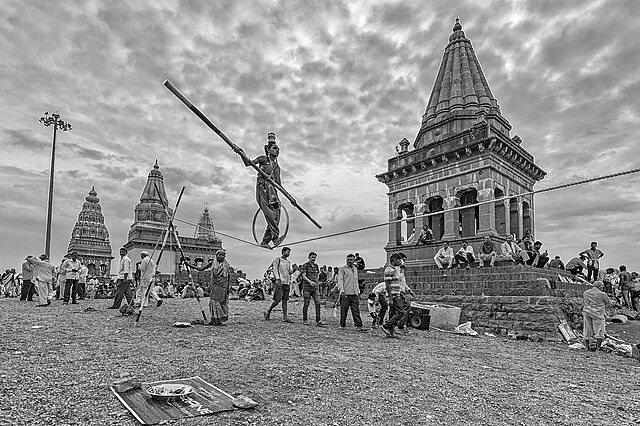 An_Afternoon_view_from_the_Chandrabhaga_ghats_at_pilgrimage_town_of_Pandharpur_In_Maharashtra