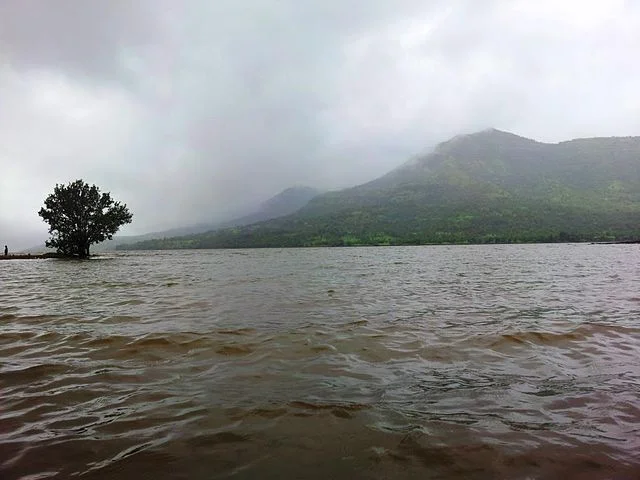 Khadakwasala Dam