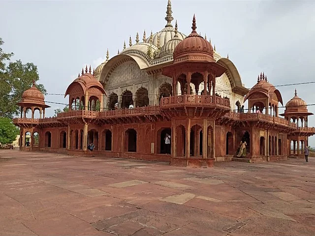 Moosi Maharani Ki Chhatri, Alwar: A Splendid Cenotaph of a King and His Queen 6 Moosi Maharani Ki Chhatri