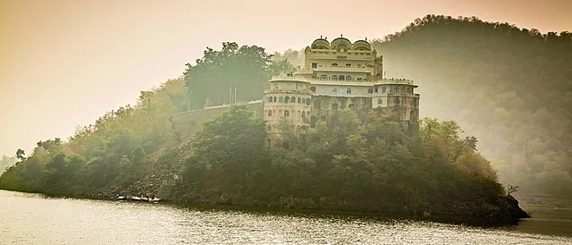 Siliserh Lake Palace, Alwar: A Scenic and Historic Destination 2 Siliserh Lake Palace