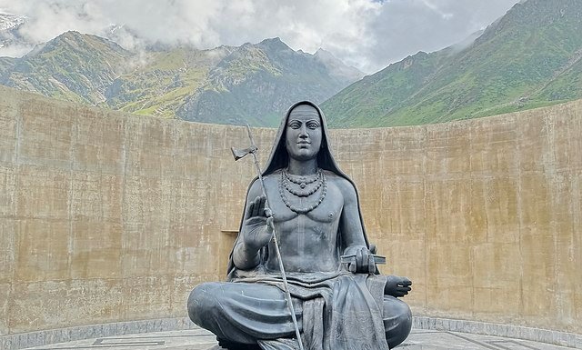 Kedarnath Jyotirlinga: Famous Divine and Majestic Temple of Lord Shiva ...