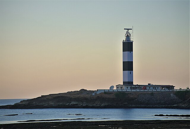 Significance of Dwarka Lighthouse