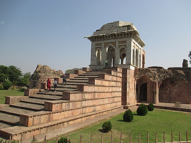 Ashrafi Mahal