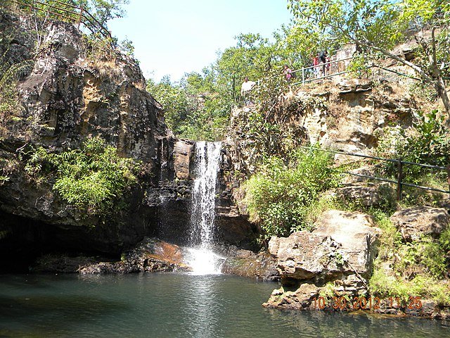 Bee Falls