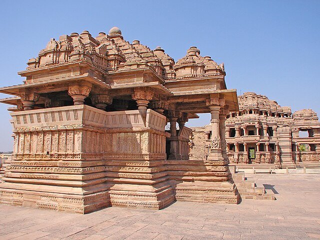 Sas Bahu Temple