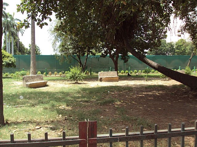 Khusro Bagh: Best Detailed Travel Guide 3 Khusro Bagh