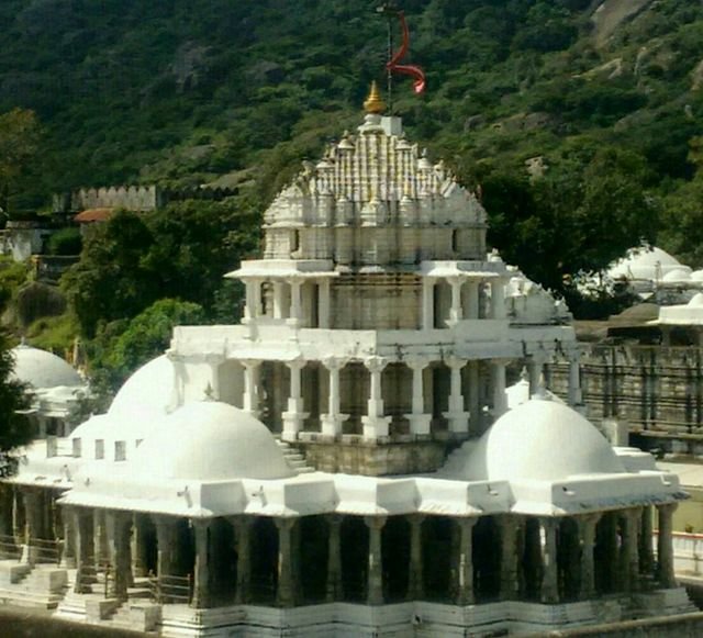 Exploring the Divine Grandeur of Dilwara Temple: A Comprehensive Travel Guide 4 Dilwara Temple