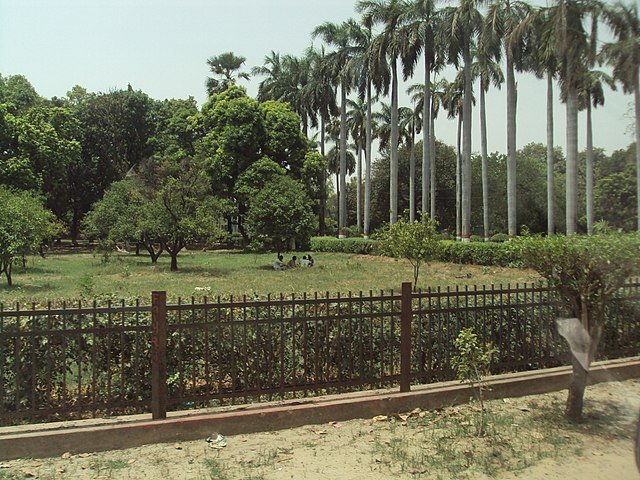 Khusro Bagh: Best Detailed Travel Guide 1 Khusro Bagh