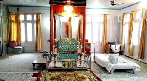 Discover the Spiritual Serenity of Kishtwar Gurudwara: Your Ultimate Travel Guide 3 Kishtwar Gurudwara