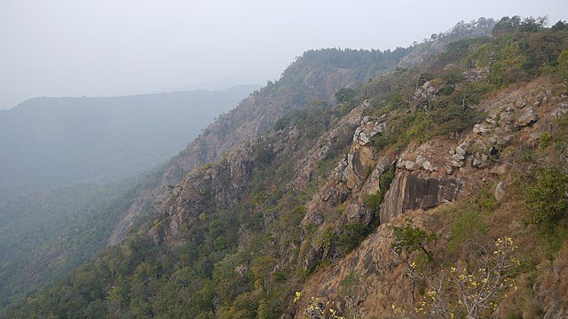 Shevaroy Hills: Famous Scenic Oasis in Yercaud - E India Tourism